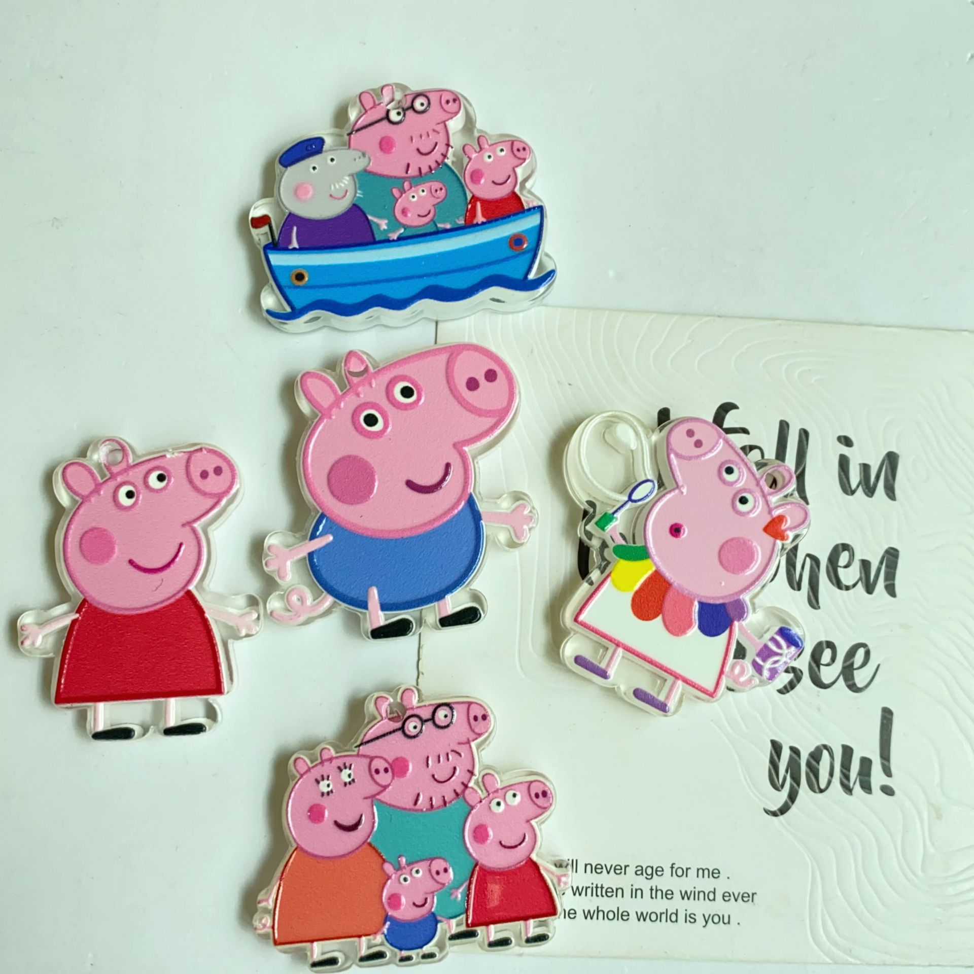 Phone Accessories Keychain - 吊り下げ穴付きの光沢のあるオイルエンボス加工の漫画ペッパピッグチップペンダント、DIY携帯電話チェーンキーバッグ用アクセサリー