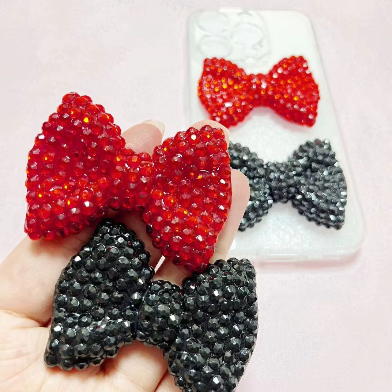 Phone Accessories Logo Design - 1 個 Y2K かわいいブリンブリンピンク蝶ネクタイジャンク電話ケースラップトップ装飾チャームアクセサリーミニチュアデザイナーロゴレザーバッグクラフト