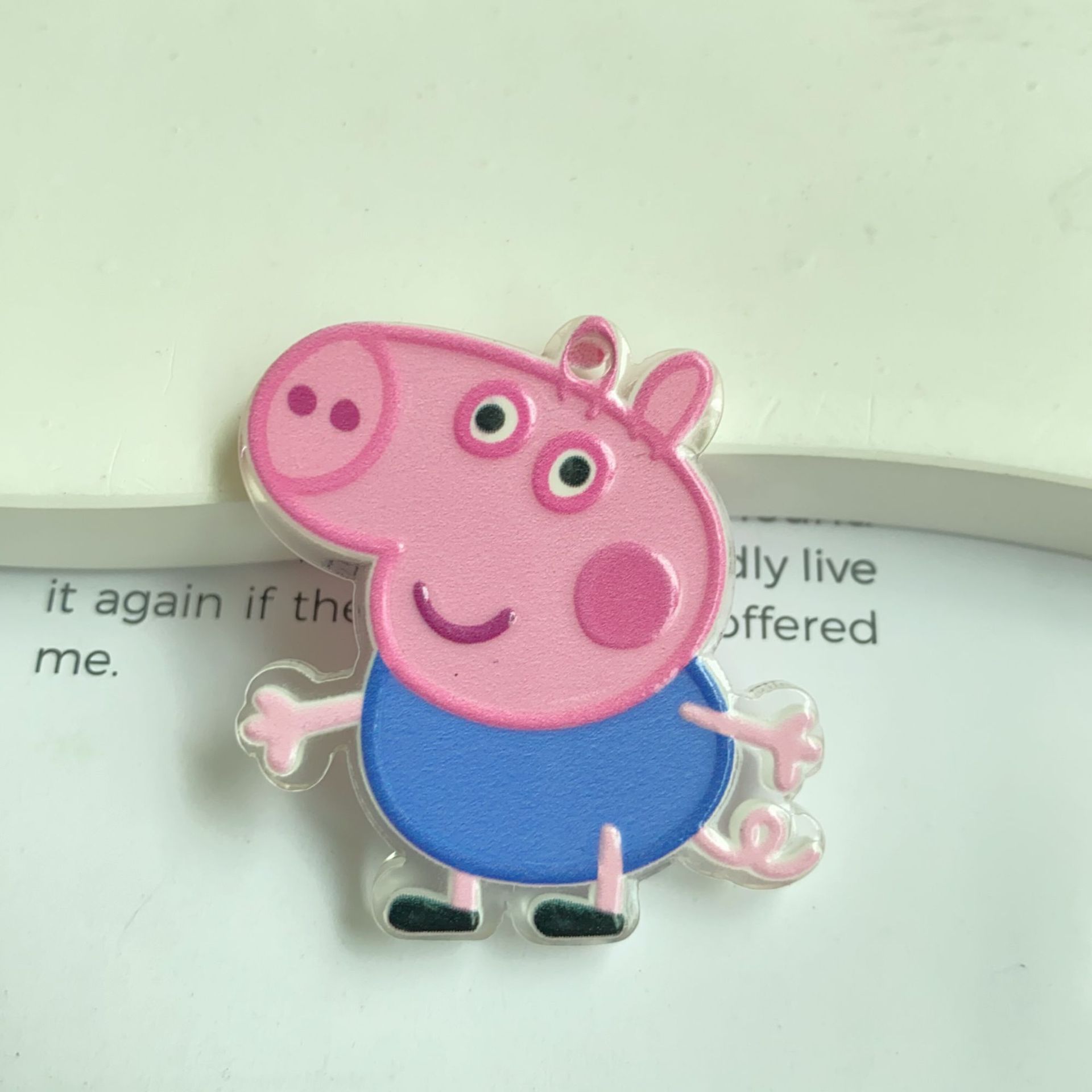 吊り下げ穴付きの光沢のあるオイルエンボス加工の漫画ペッパピッ - Phone Accessories Keychain のレビューと価格